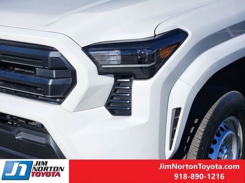 Used 2025 Toyota Tacoma SR RWD image 10