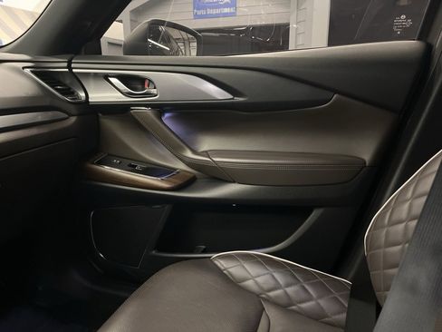 Used 2021 MAZDA CX-9 Signature image 14