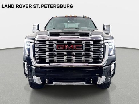 Used 2024 GMC Sierra 3500 Denali w/ Denali Reserve Package AWD/4WD image 2