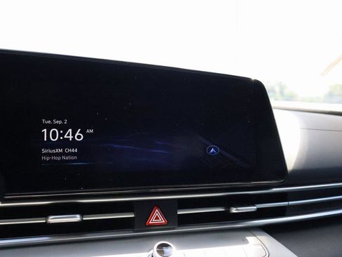 New 2025 Hyundai Elantra Limited image 34