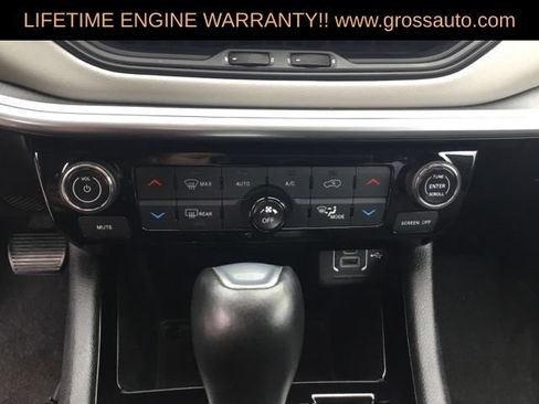 Certified 2025 Jeep Compass Limited AWD/4WD image 24