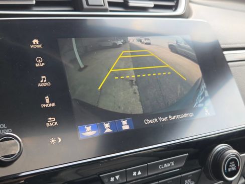 Used 2017 Honda CR-V Touring image 2