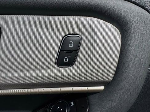 Used 2026 Ford Explorer Active image 12