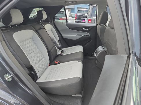 Used 2022 Chevrolet Equinox LT AWD/4WD image 16