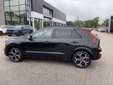Used 2023 Kia Niro EX Touring image 2