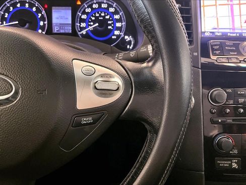 Used 2014 INFINITI QX70 AWD w/ Premium Package image 22