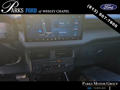 Used 2026 Ford Maverick Lariat w/ Black Appearance Package image 8