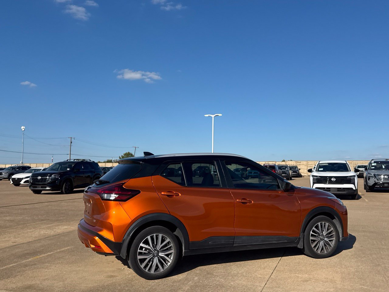 Used 2024 Nissan Kicks SV FWD image 32