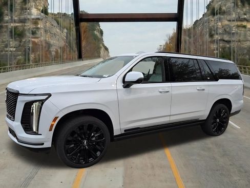 New 2026 Cadillac Escalade ESV Platinum Sport w/ LPO, ONYX Package AWD/4WD image 4