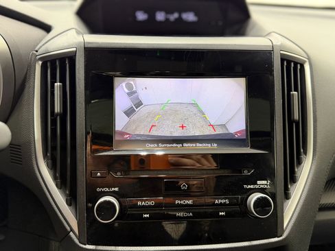 Used 2019 Subaru Crosstrek 2.0i Premium image 18