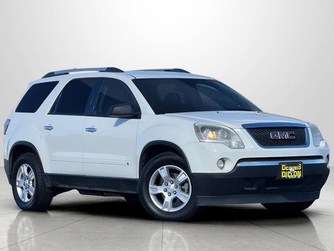 Used 2010 GMC Acadia SLE image 2