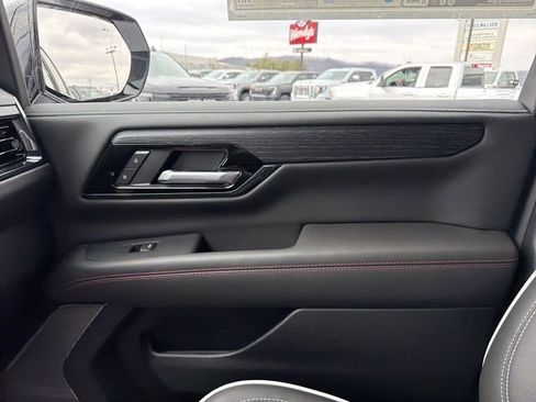 New 2026 GMC Yukon XL AT4 Ultimate AWD/4WD image 26