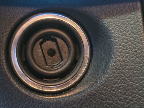 Used 2014 Mercedes-Benz E 350 Sedan w/ Premium 1 Package image 37
