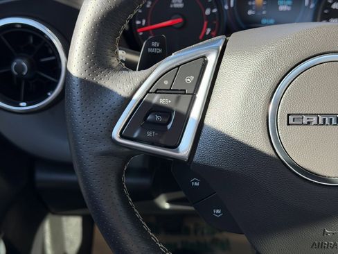 Used 2017 Chevrolet Camaro SS image 19