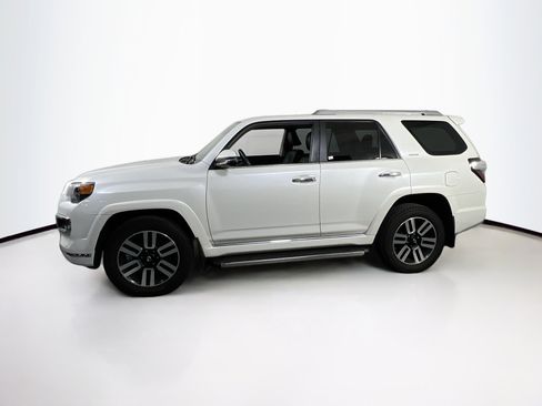 Used 2021 Toyota 4Runner Limited image 8