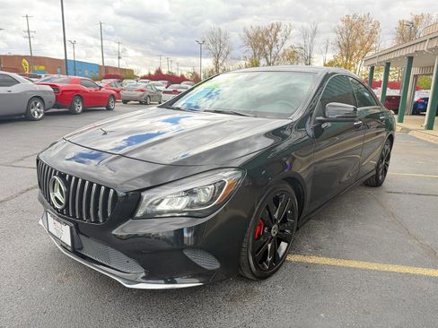 Used 2019 Mercedes-Benz CLA 250 4MATIC w/ Premium Package image 7