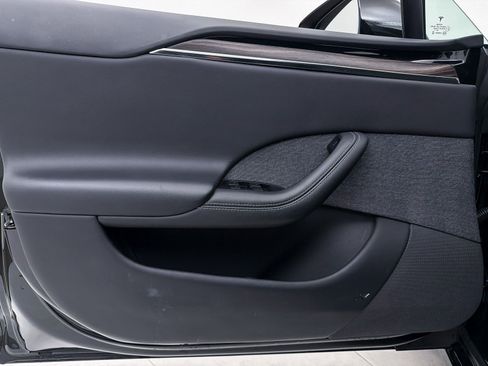 Used 2021 Tesla Model S Long Range image 17