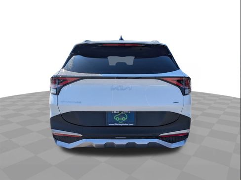 Used 2023 Kia Sportage EX image 5