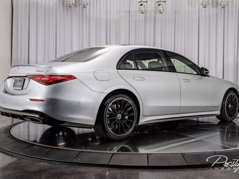 Used 2025 Mercedes-Benz S 580 4MATIC Sedan image 18