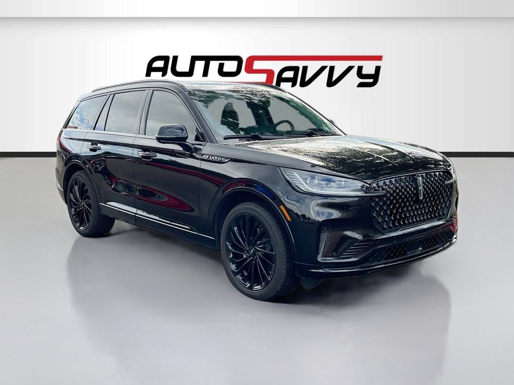 Used 2026 Lincoln Aviator Reserve AWD/4WD image 1