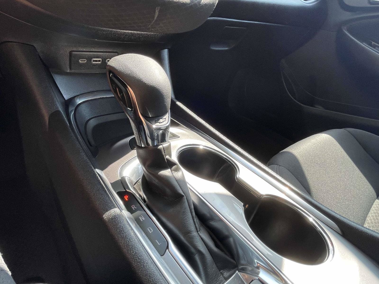Used 2023 Chevrolet Malibu LT FWD image 31