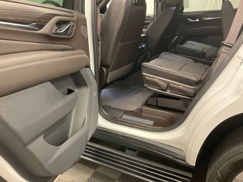 Used 2024 GMC Yukon Denali w/ Denali Reserve Package AWD/4WD image 30