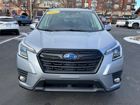 Used 2022 Subaru Forester Premium image 2