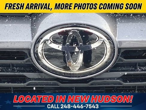 Used 2020 Toyota RAV4 XLE Premium image 30