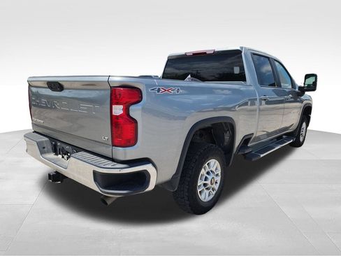 Used 2025 Chevrolet Silverado 2500 LT w/ Convenience Package AWD/4WD image 8