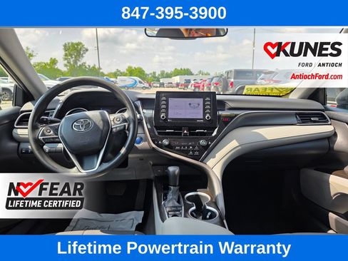 Used 2022 Toyota Camry LE FWD image 28