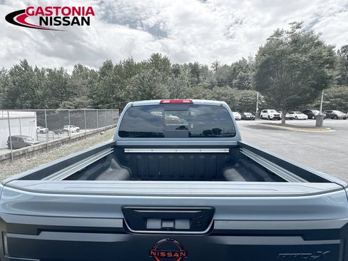 Used 2025 Nissan Frontier Pro-X w/ Pro Convenience Package RWD image 36