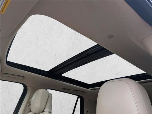 Used 2020 Lincoln Navigator Reserve w/ Luxury Package image 16