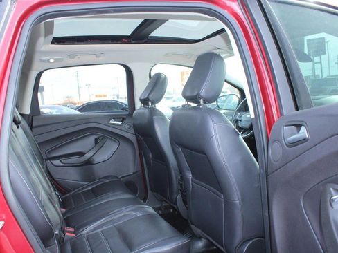 Used 2018 Ford Escape Titanium image 13