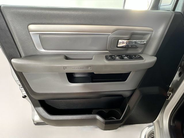 Used 2014 RAM 1500 Lone Star RWD image 29