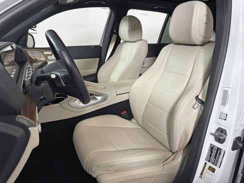 Certified 2025 Mercedes-Benz GLE 450 4MATIC image 12