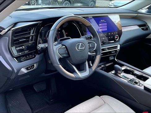 Used 2024 Lexus RX 350 AWD image 17