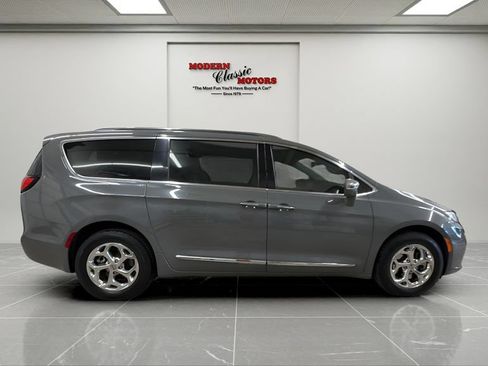 Used 2021 Chrysler Pacifica Limited w/ Premium & Safety Sphere Group AWD/4WD image 6