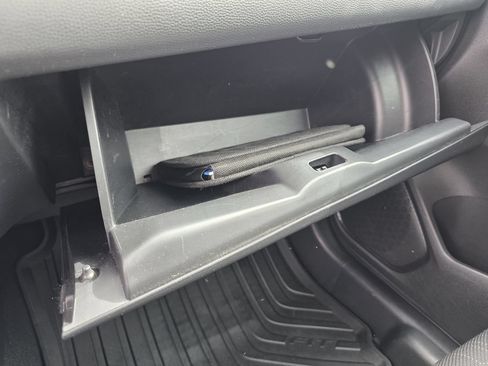 Used 2016 Honda Fit EX image 32