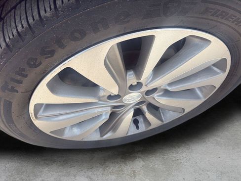 Used 2020 Buick Encore Preferred w/ Safety Package FWD image 10