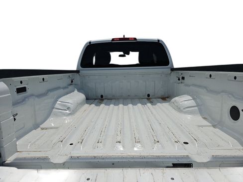 Used 2024 Nissan Frontier S RWD image 25