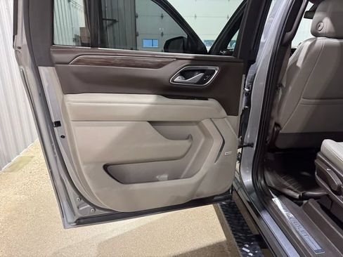 Used 2021 Chevrolet Suburban Z71 AWD/4WD image 20