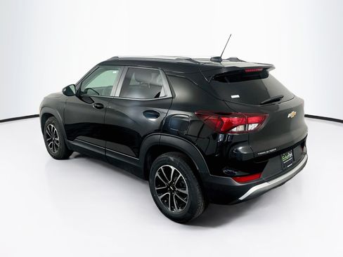 Used 2025 Chevrolet TrailBlazer LT FWD image 5