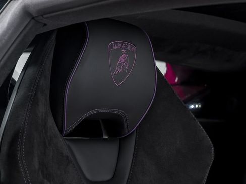 Used 2023 Lamborghini Huracan Tecnica RWD image 36