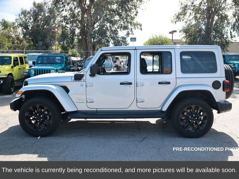 Used 2022 Jeep Wrangler Unlimited Sahara w/ Cold Weather Group image 2