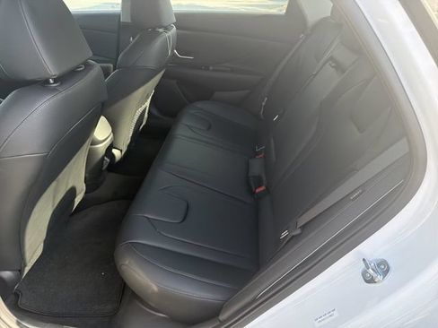 New 2026 Hyundai Elantra Limited FWD image 22