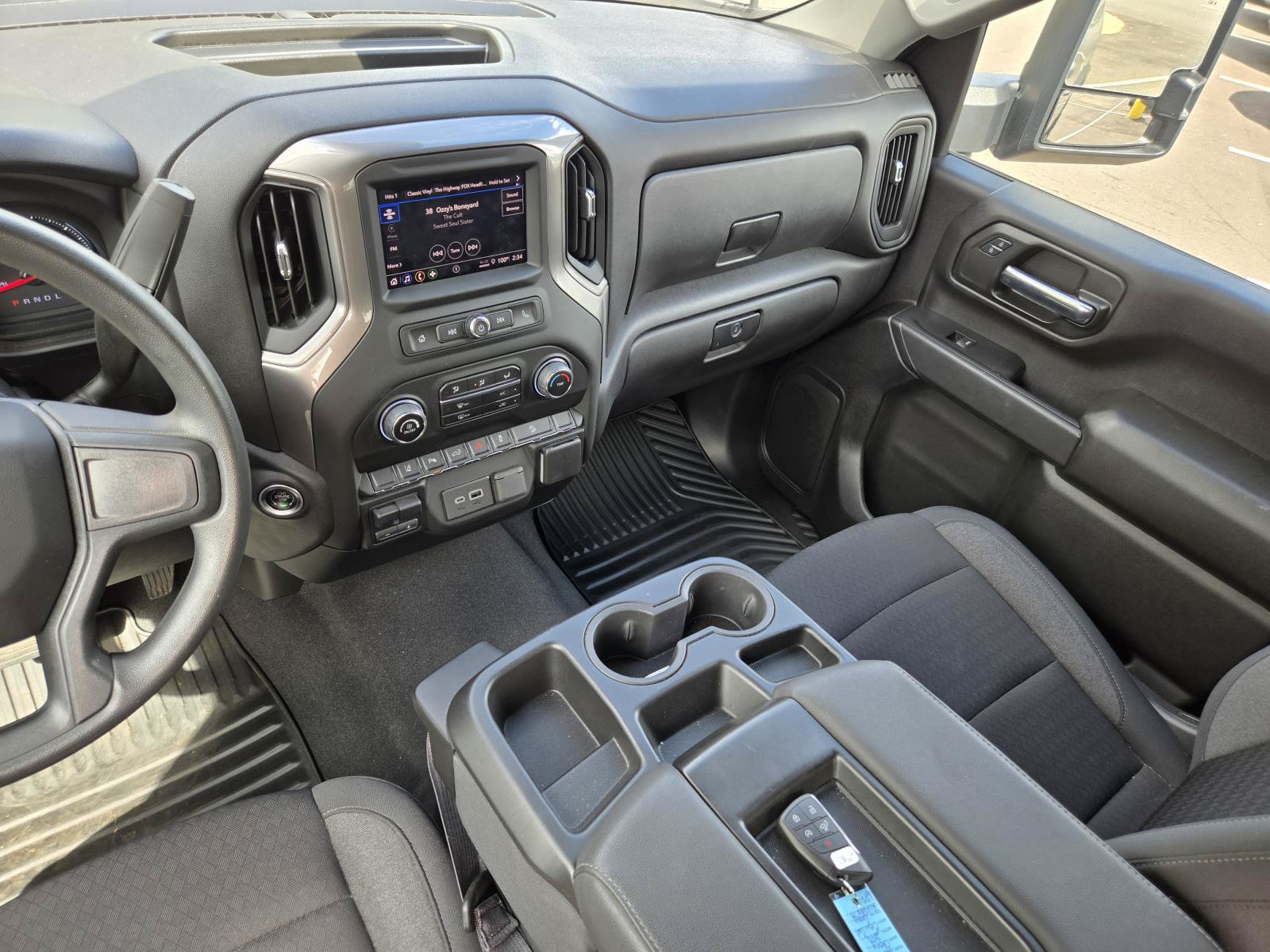 Used 2024 Chevrolet Silverado 2500 Custom w/ Custom Value Package AWD/4WD image 21