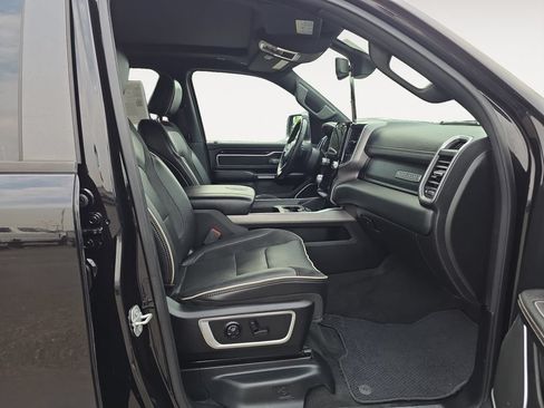 Used 2020 RAM 1500 Laramie AWD/4WD image 10
