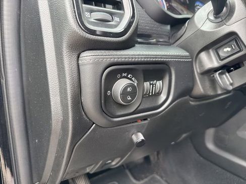 Used 2022 RAM 2500 Limited AWD/4WD image 18