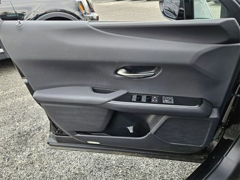 Used 2024 Lexus UX 250h 250h Premium image 7