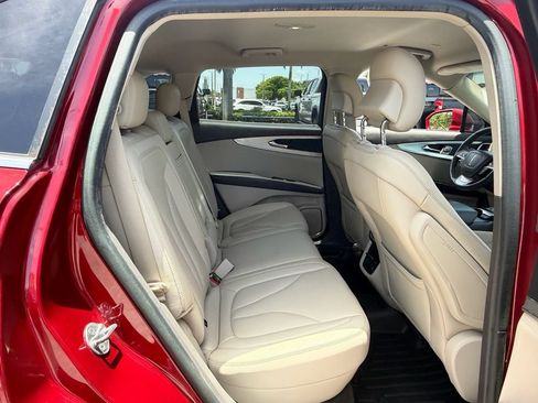 Used 2019 Lincoln Nautilus FWD image 15